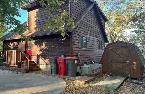 Alexandria Cabin | Runestone Retreat on Lake Ida