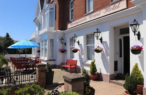 St. Helier Hotel | Runnymede Court Hotel