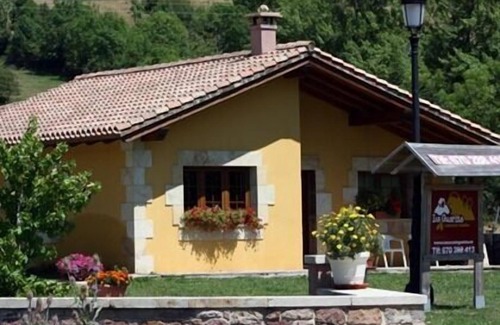 Fontibre Cottage | Rural house (full rental) "Casucas La Guariza" for 6 people
