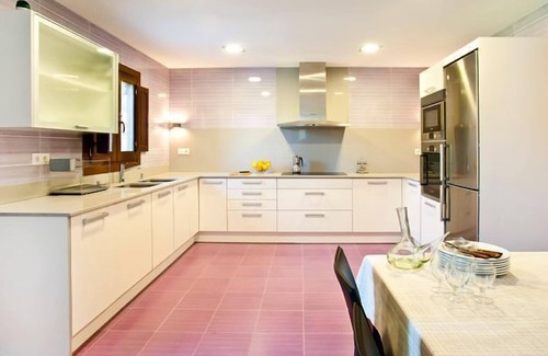 Sant Joan de Les Abadesses Cottage | Rural house integrates Mas Serrat de la Teia for 10 people (The House)
