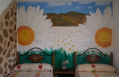 Monteagudo de las Salinas Cottage | Rural House cared for in detail