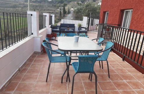 Borja House | Rural house "GARNACHA DE BORJA" suitable for families and pets