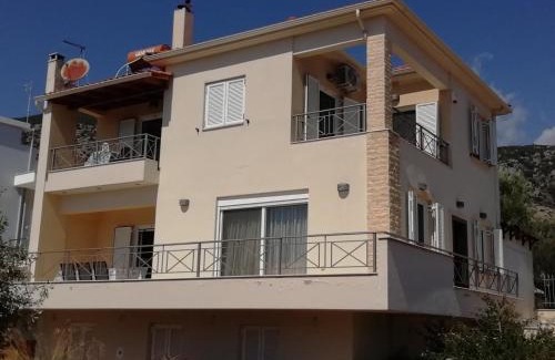 Kalamata House | Rural 3-bedroom house Kalamata