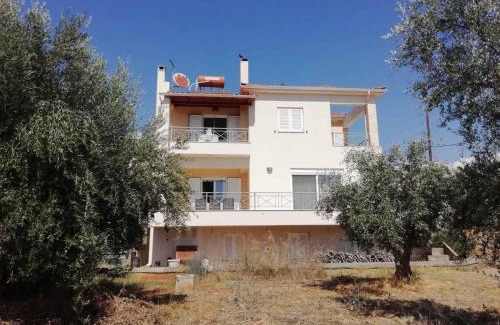Kalamata House | Rural 3-bedroom house Kalamata