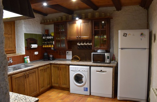 La Cellera de Ter Cottage | Rural Accommodation. A refuge from the hustle and bustle, a place to reconnect.