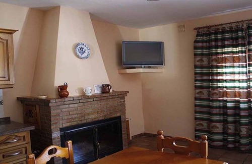 Bubion Cottage | Rural Accommodation El Romero for 9 people