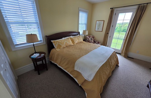 Farmville Cottage | Rural and Charming 2-bedroom cottage near Hampden-Sydney and Longwood