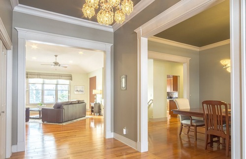 Whittaker House | Rural Ann Arbor, 10 mins. to downtown, gym, sauna
