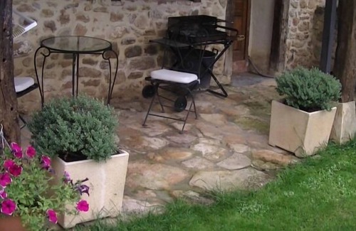 Roscales de la Pena Cottage | Rural apartment La Panera de la Tila for 2 people