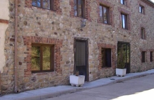 Roscales de la Pena Cottage | Rural apartment La Panera de la Tila for 2 people