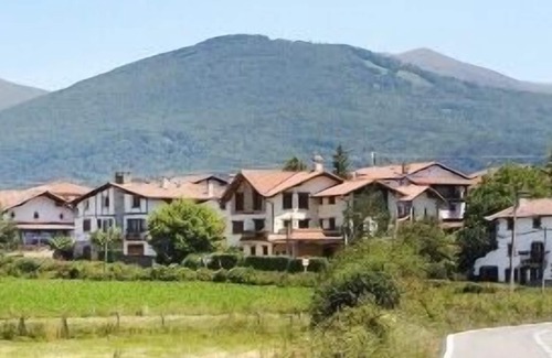 Iraizotz Cottage | Rural apartment Aptos. Etxeberría I, II and III for 6 people