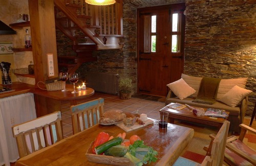 Prelo Cottage | Rural apartment El Bosque de las Viñas for 3 people