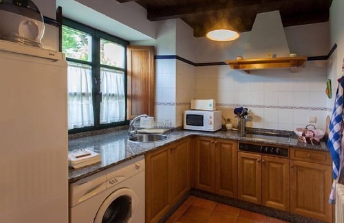 Figueras (Castropol) Cottage | Rural apartment El Cercado for 2 people