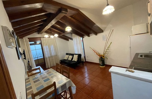 Gamonedo Cottage | RURAL APARTMENT (full rental) Gamonedo for 2 people