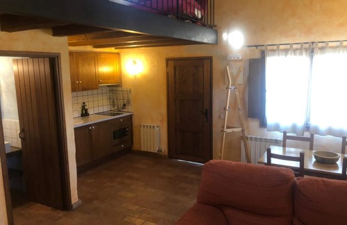 Tavertet Cottage | Rural apartment L'Alzina for 2 people