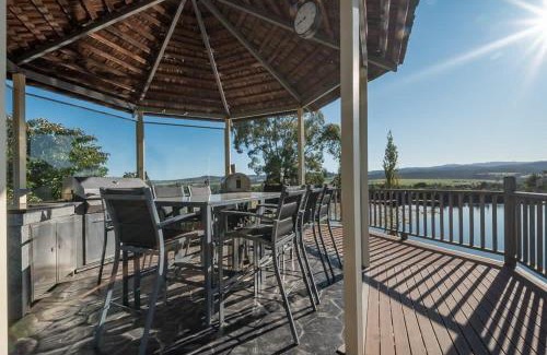 Relbia Apartment | Rural Apartment with Stunning Views