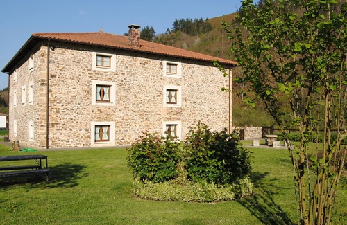 Yerbo Cottage | Rural apartments Ca Lulón - LA CHOURIA (3 people)