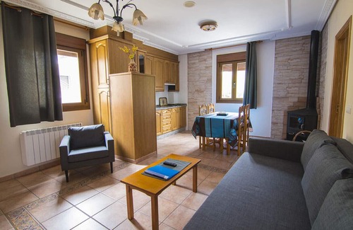Pinofranqueado Cottage | Rural Apartments El Prado* for 6 people ATR-CC0041