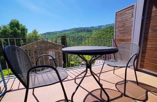 Vilallonga de Ter Apartment | Rural apartments Más Morer