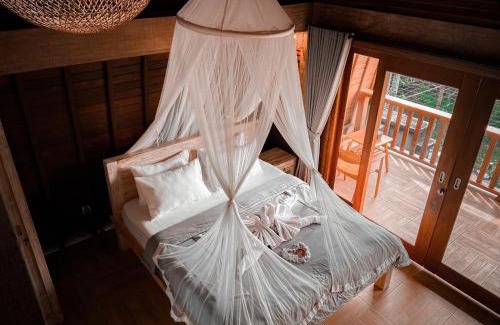 Taro House | Rural Atmosphere at Bali Coconut House in Delodsema Village