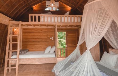 Taro House | Rural Atmosphere at Bali Coconut House in Delodsema Village