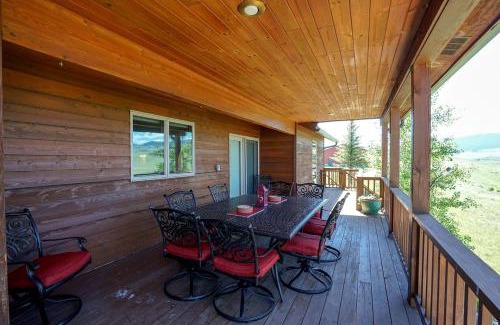 Cameron House | Rural Cabin Rental near Madison River in Ennis, Montana