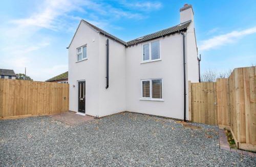 Barnby in the Willows House | Rural Cottage in North Scarle