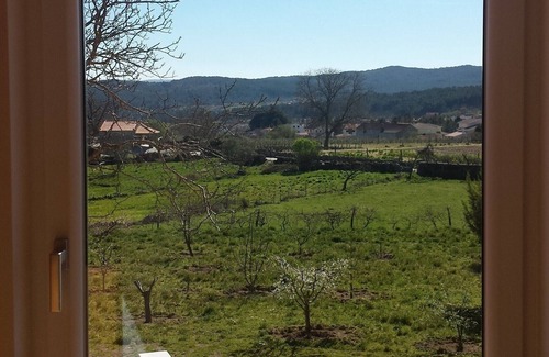 Sernancelhe House | Rural country house, modernly restored, with 4 rooms, next to Douro River