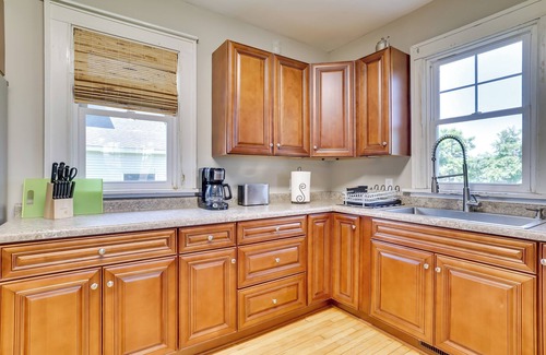 Hixton House | Rural Dog-Friendly Hixton Home: BBQ Ready!