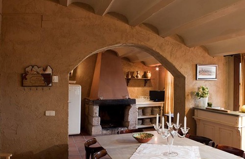 La Llacuna Apartment | Rural duplex apartment for 6 people at 1 hour from Barcelona