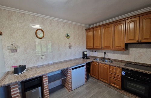 La Rinconada de la Sierra Cottage | Rural house Casa Salva, up to 16 people (groups) private pool and garden