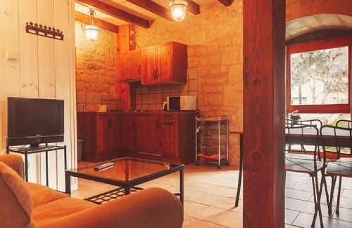Quintana de Valdivielso Cottage | Rural accommodation Torre de San Martín for 2 - 15 people