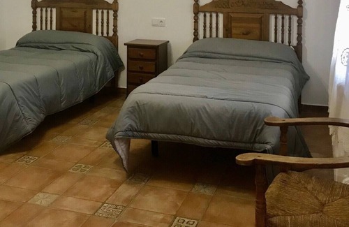 Villaverde de Guadalimar Cottage | Rural house (full rental) Los Palenques I and II for 12 people