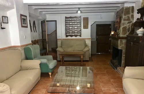 Villaverde de Guadalimar Cottage | Rural house (full rental) Los Palenques I and II for 12 people