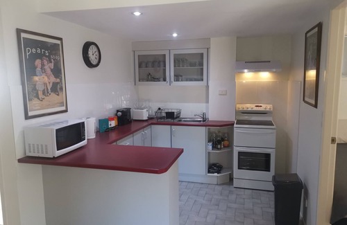 Boambee Apartment | Rural Escape - 2 Bedrooms