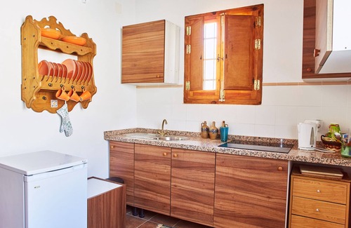 Nijar Apartment | Rural escape with mountain views