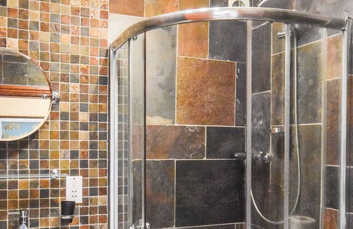 Pill House | Rural Family Home, 5 Minutes From Clifton Village