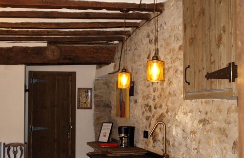 Vilafranca Cottage | RURAL FARMHOUSE LA PARRETA