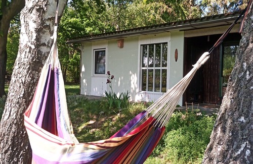 Niedergoersdorf House | Rural garden house with fireplace and natural panorama