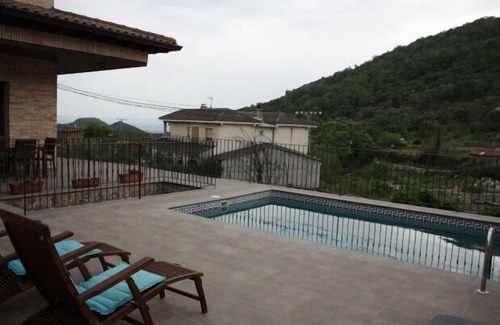 El Real de San Vicente Ski Chalet | Rural house (full rental) El Parador for 2-14 people