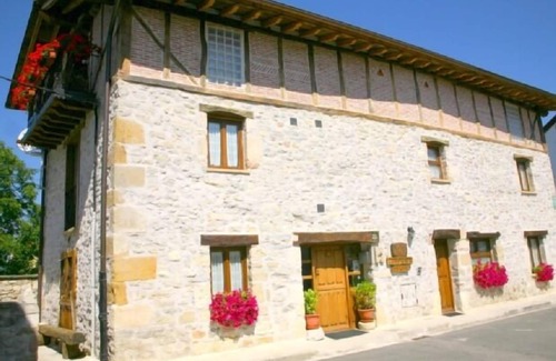 Agurain Cottage | Rural house (full rental) Zadorra Etxea for 10 persons