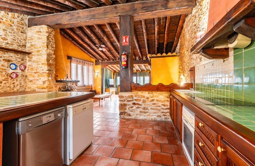 Canet lo Roig House | Rural Holiday Home 'El Trull' with Mountain View, Wi-Fi and Air Conditioning