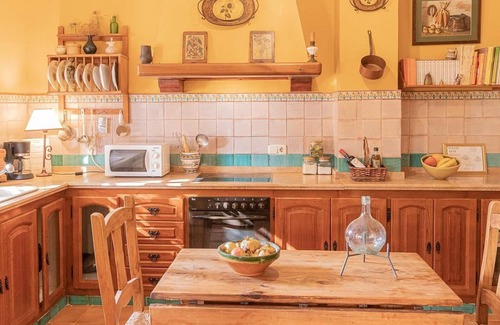 Marchena House | Rural Holiday Home 'Santa Ana' with Pool & Wi-Fi