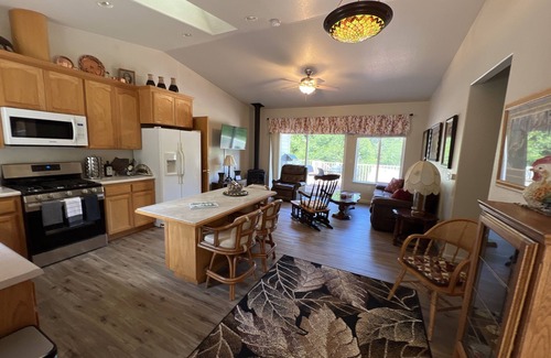 Colfax House | Rural home wheelchair accessible, pet friendly close to River & lake & I-80.