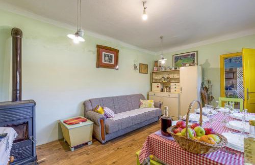 Velika House | Rural Homestead Trenkovo - Happy Rentals