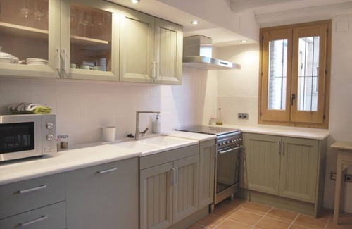 Mediona House | Rural house with patio and barbecue. Ideal for families and pets. 1 hour from Barcelona