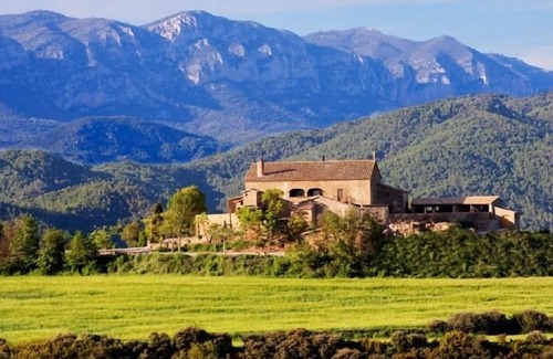 La Baronia de Rialb Cottage | Rural house (real estate) Heretat de Guàrdia for 22 people