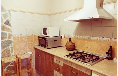 Caravaca de la Cruz Cottage | Rural house with PRIVATE swimming pool and barbecue