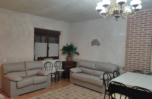 Vega de Santa Maria Cottage | Rural house Baños del Rey with heated pool