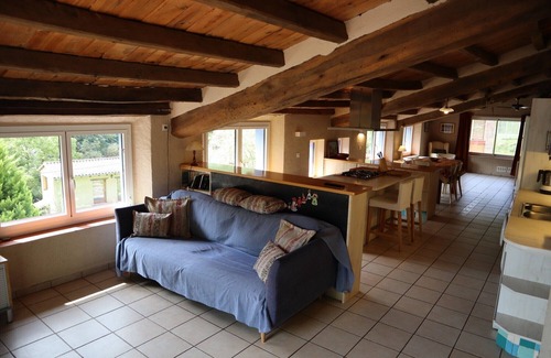 Riudaura Cottage | Rural House 6-8 p and communal heated swimming pool